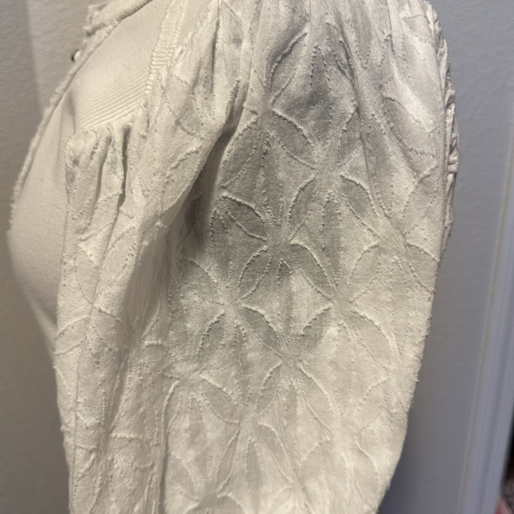 Pilcro White Puff-Sleeve Button Front Top - Picture 6 of 13